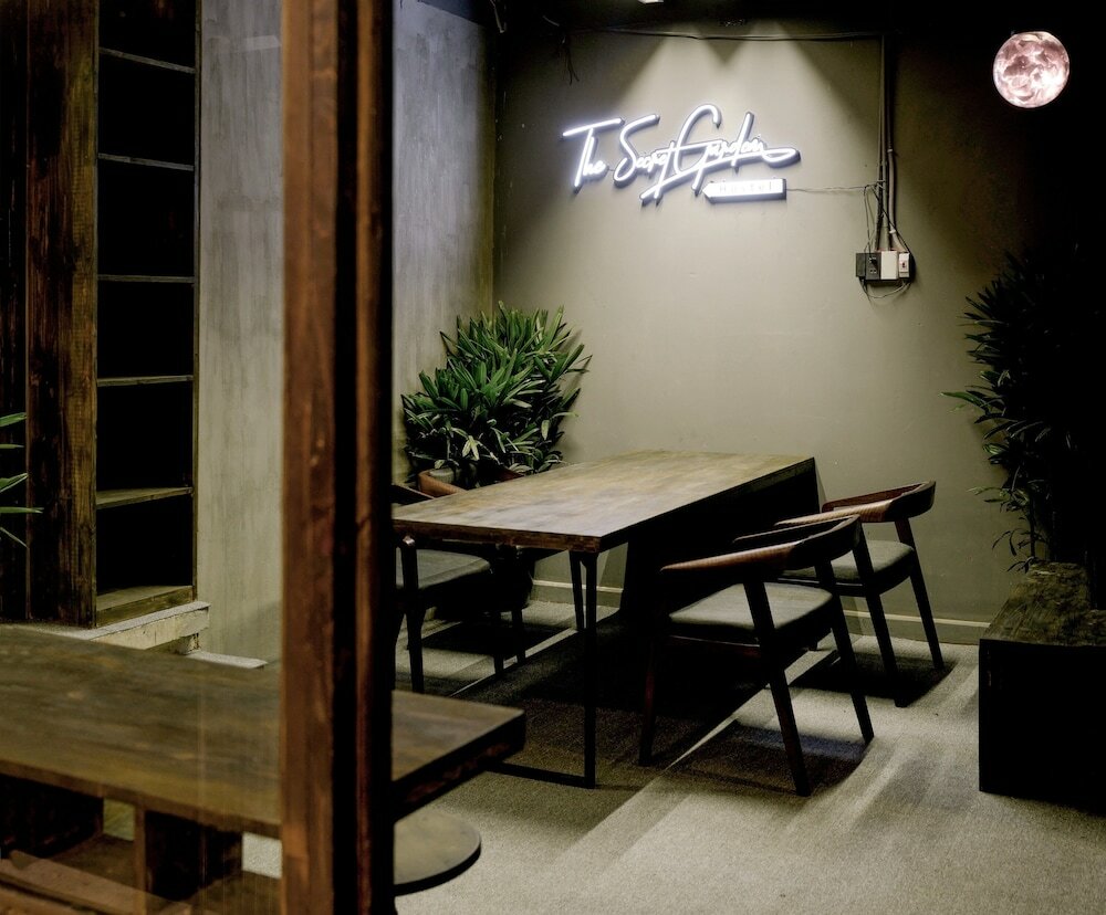 Фото The Secret Garden - Hostel