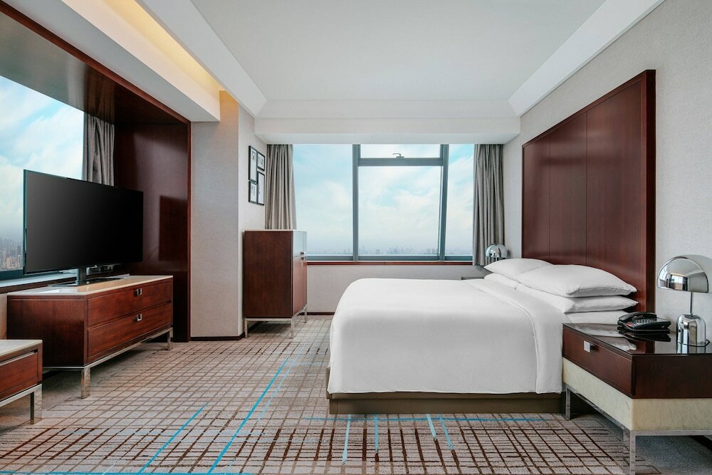 Фото Renaissance Shanghai Zhongshan Park Hotel