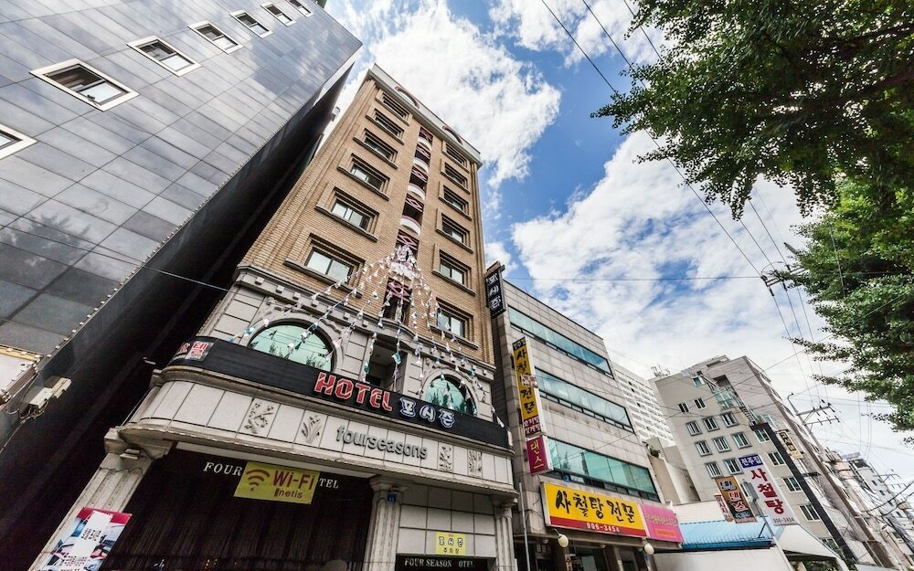 Фото Suyu Four Seasons Hotel