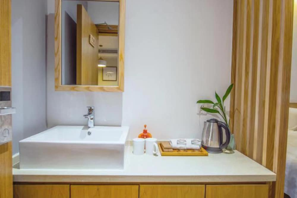 Фото Hangzhou Hanxuan Hotel