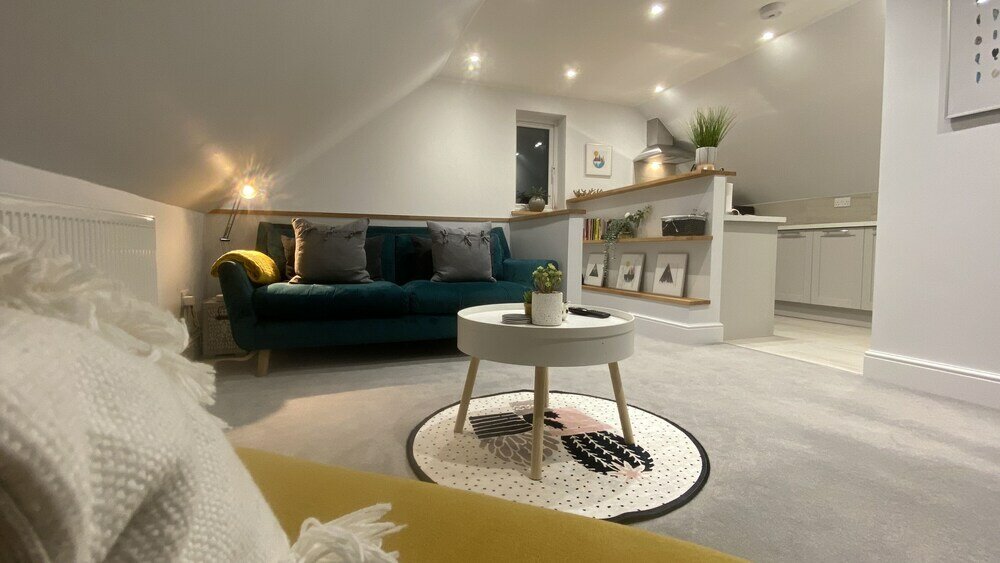 Фото 5 Star Unique Luxury Detached Apartment in Windsor