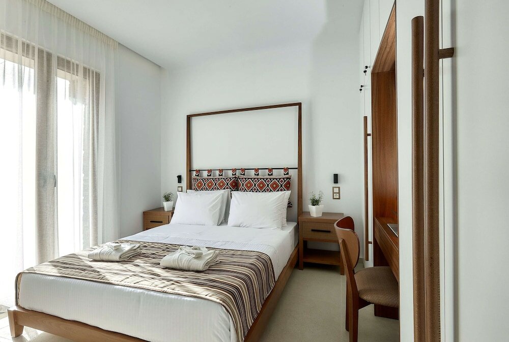 Фото Volta Suites and Villas