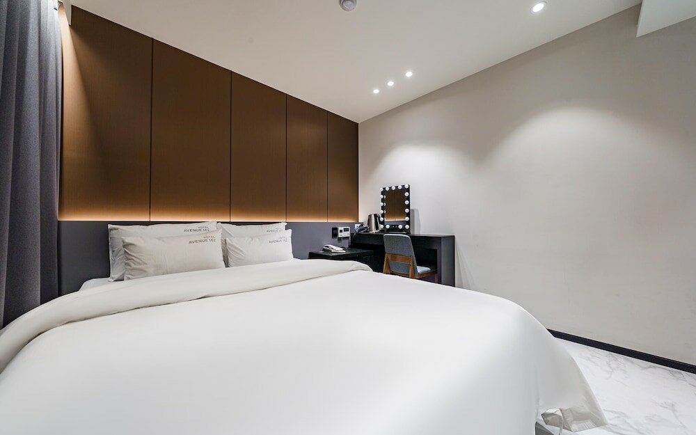 Фото Jongno Hotel Avenue 162