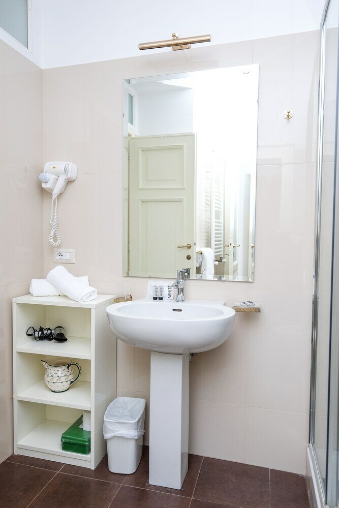 Фото Wonder Cobblestone Walk