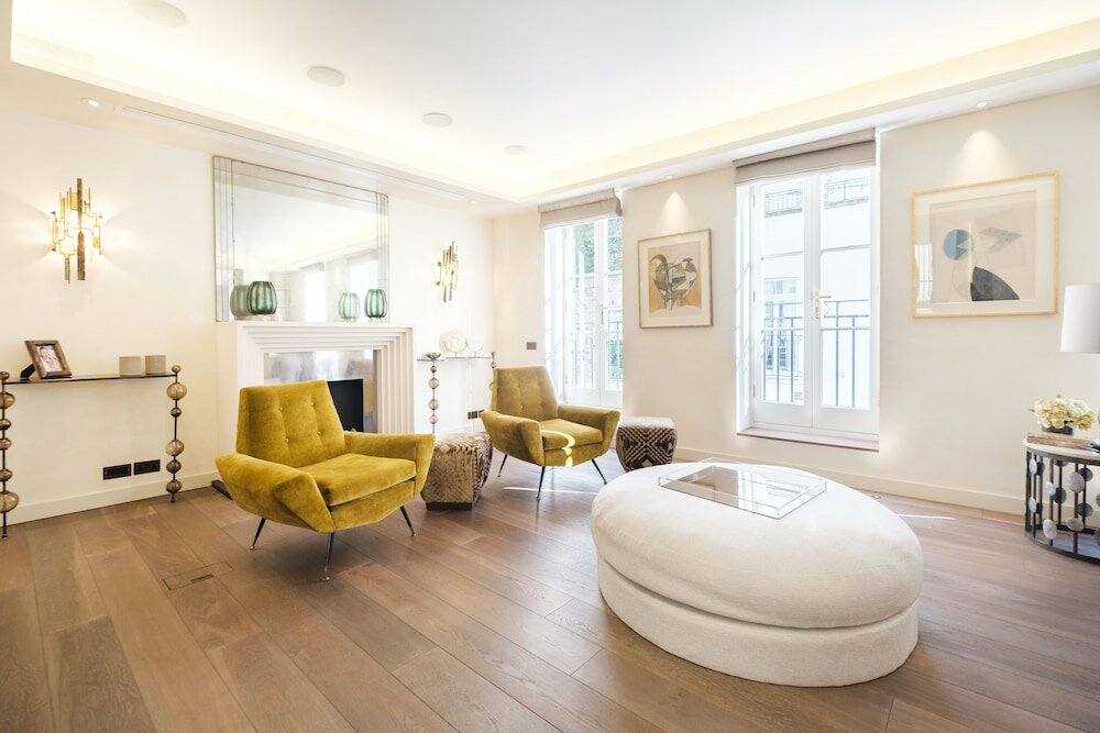 Фото Luxury Home with 3 Bed 2 Bath in London