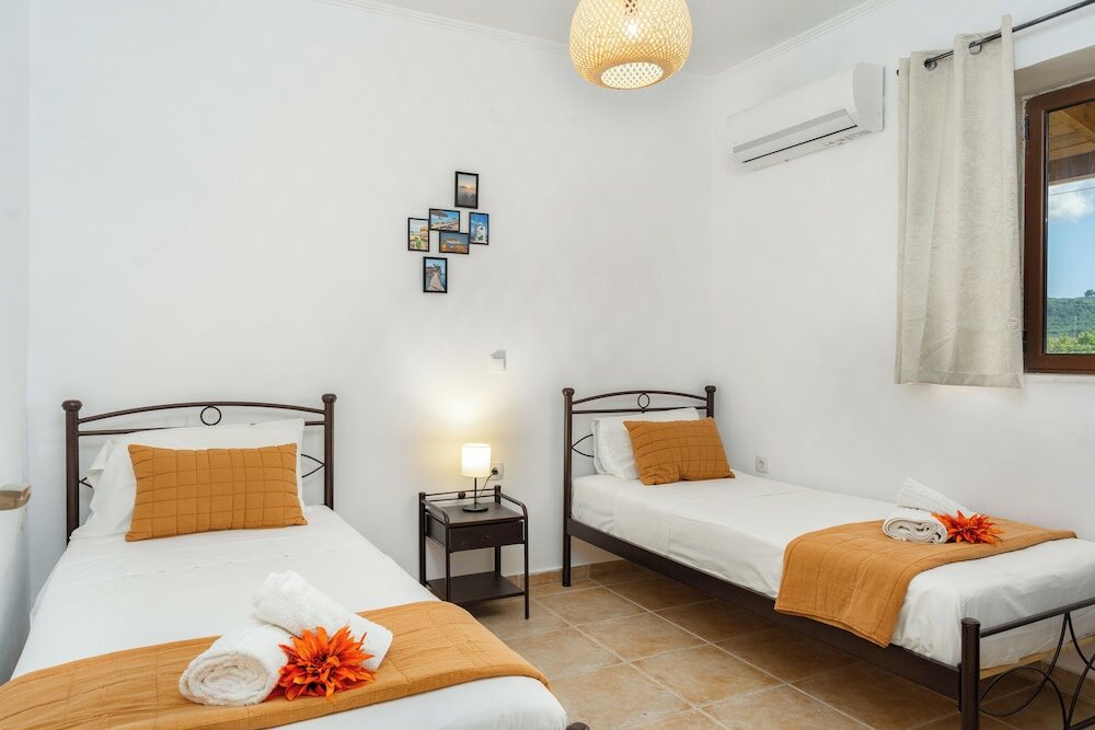 Фото Barbara Ann Apartments