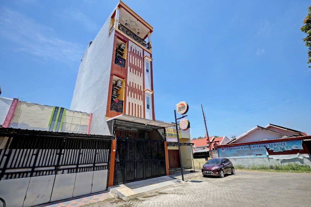 Фото Oyo 93059 Homestay Zafirah