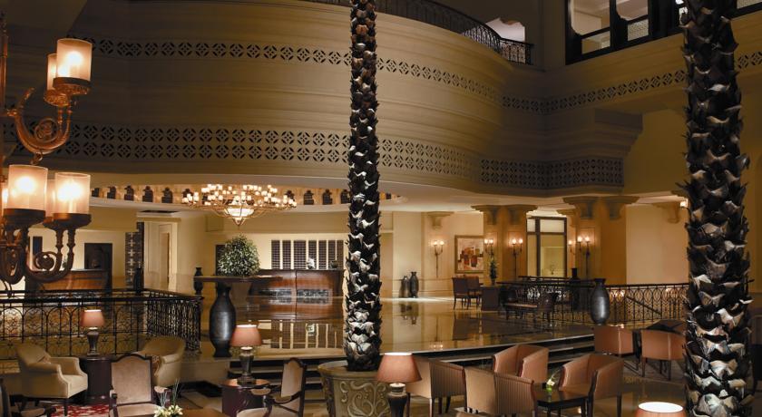 Фото Shangri-La Hotel Apartments Qaryat Al Beri