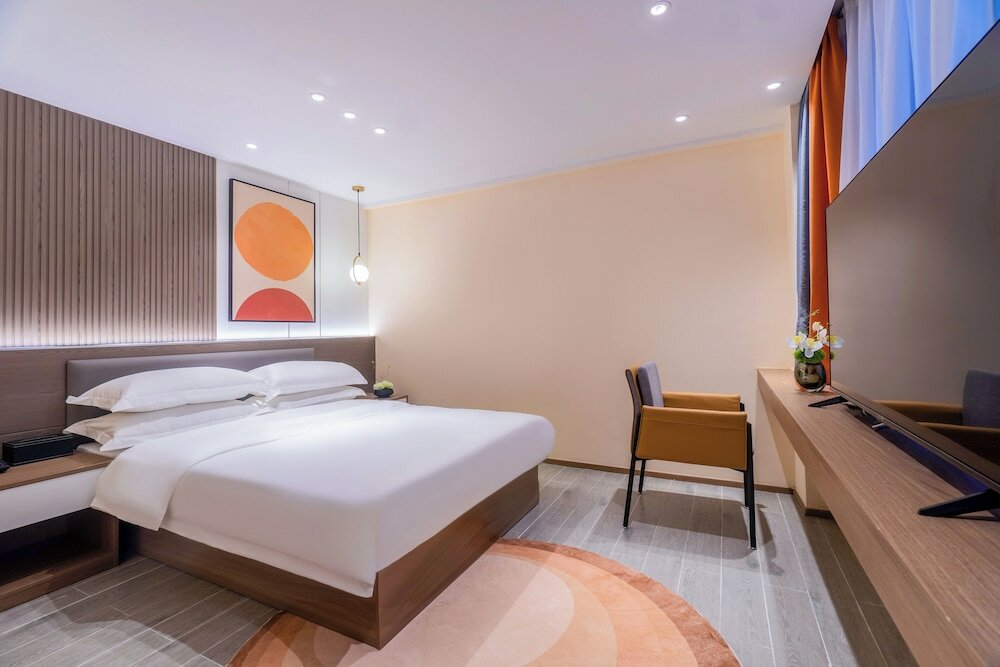 Фото Ruifeng Hotel Railway Station Store