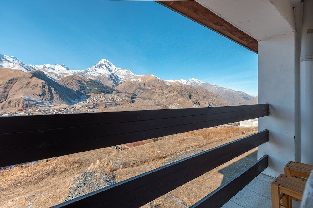 Фото Alpine Lounge Hotel