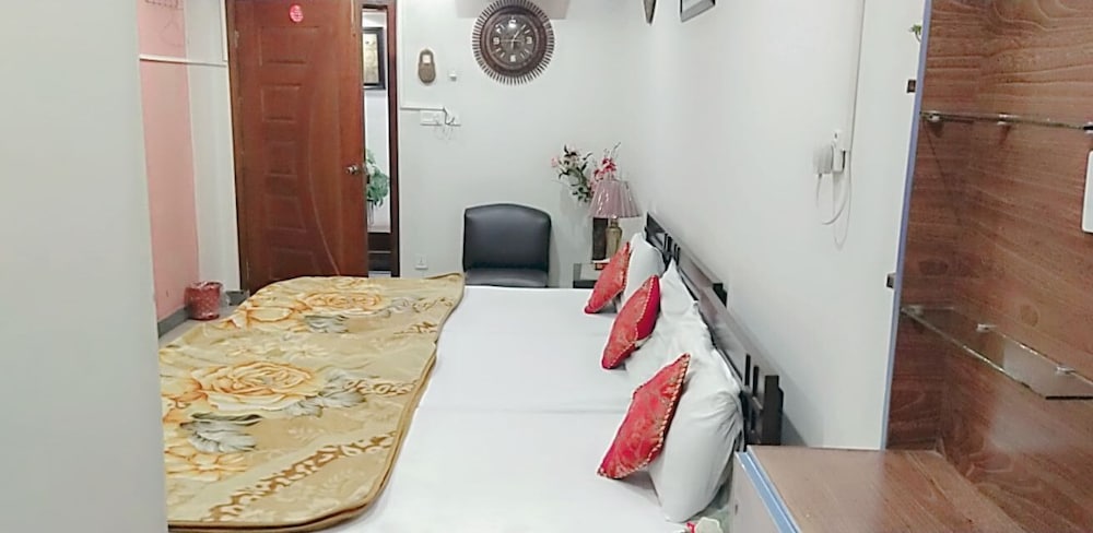 Фото Royal Residency Multan