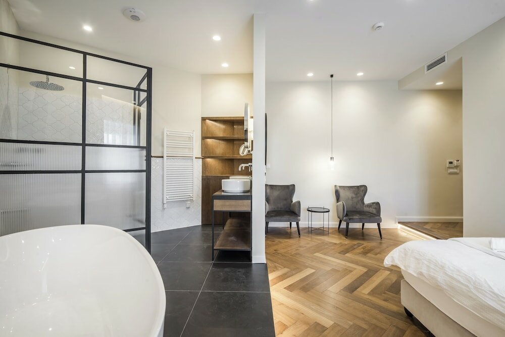 Фото Budapest Eye Boutique Suites by BQA