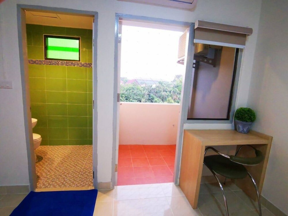 Фото Blue Bed Pattaya Sha