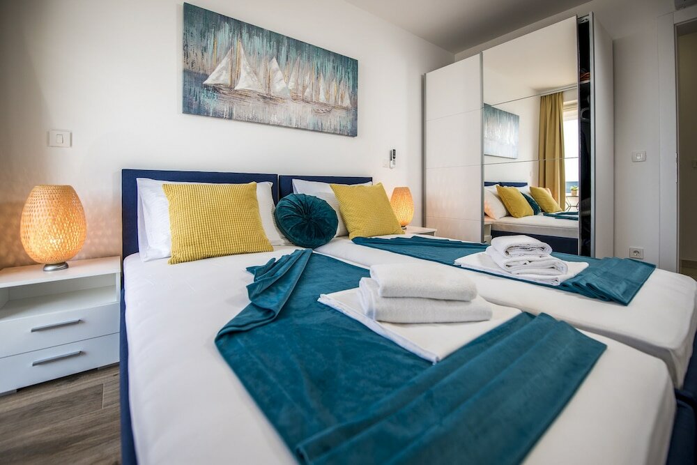 Фото Luxury Villa Horizon with Private Pool