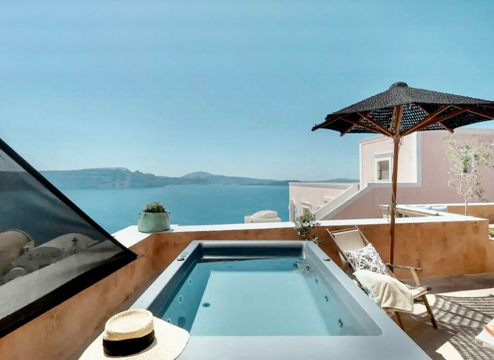 Фото Villa in Oía with views of the caldera