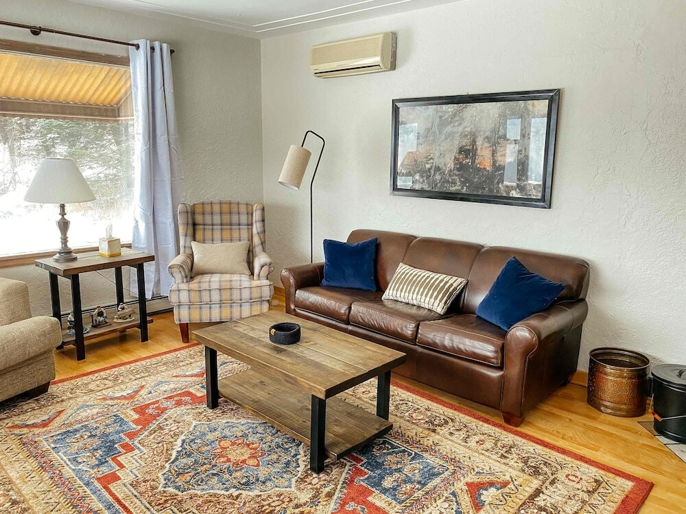 Фото Cascade Lodge