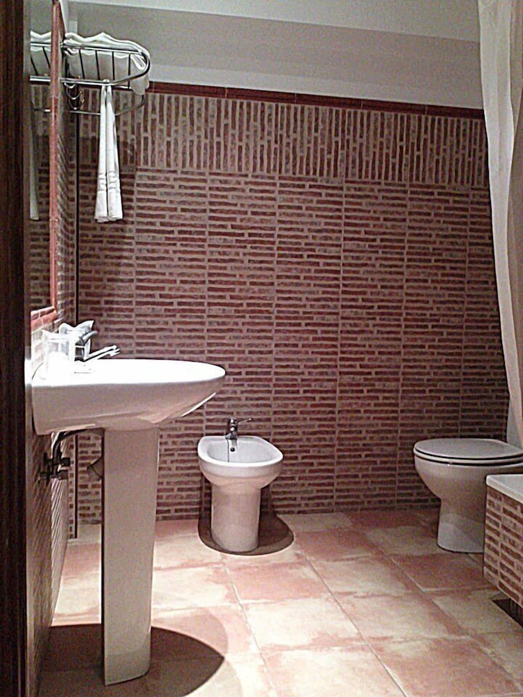 Фото Los Caños de la Alcaiceria