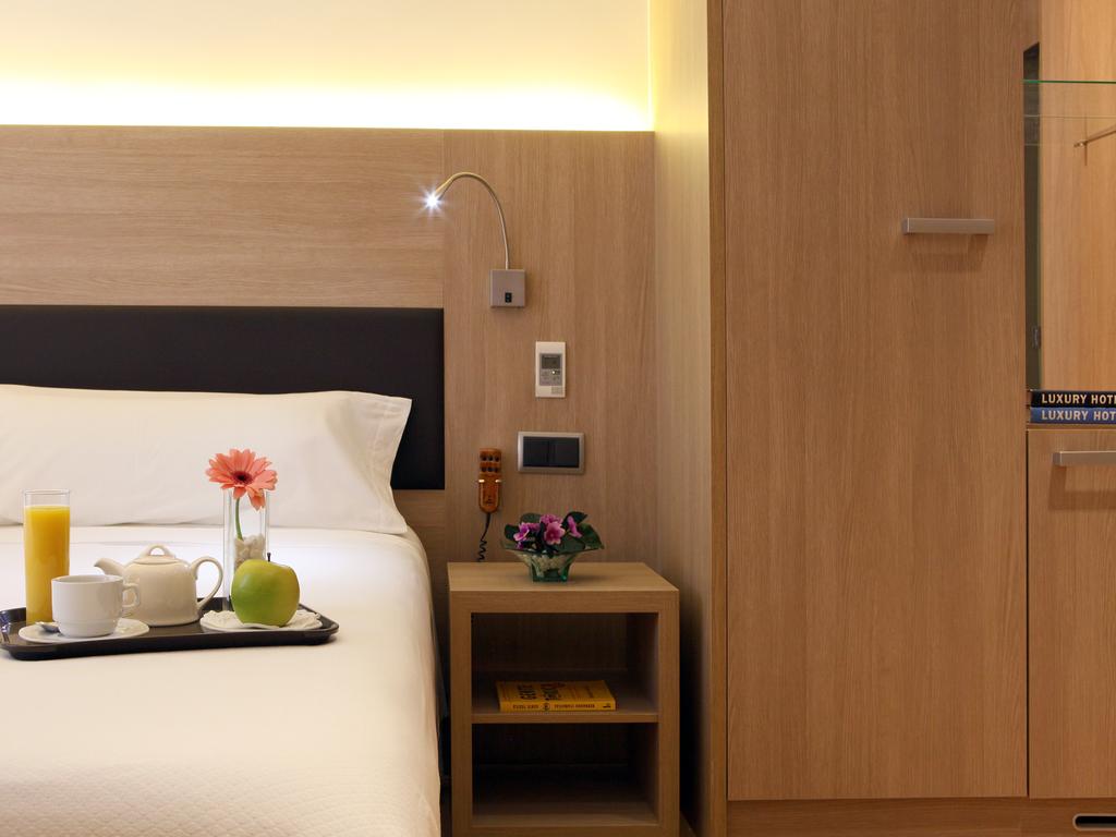 Фото Hotel Lleo