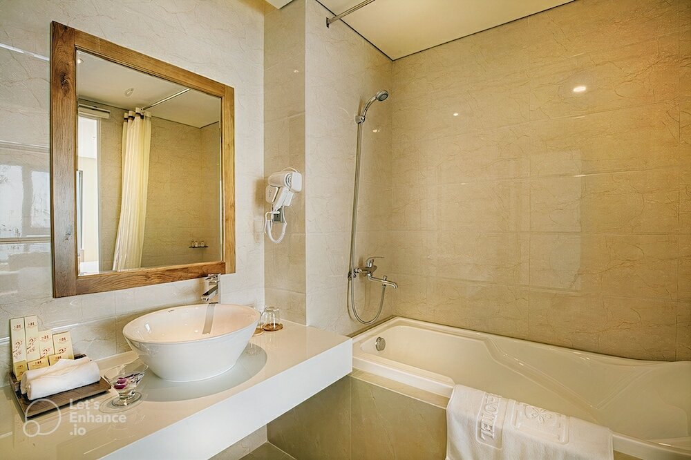 Фото Serene Beach Hotel Danang