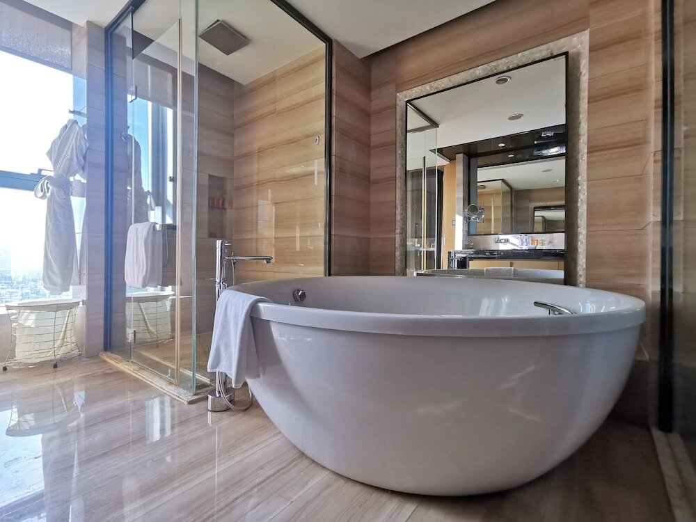 Фото Crowne Plaza Tianjin Meijiangnan