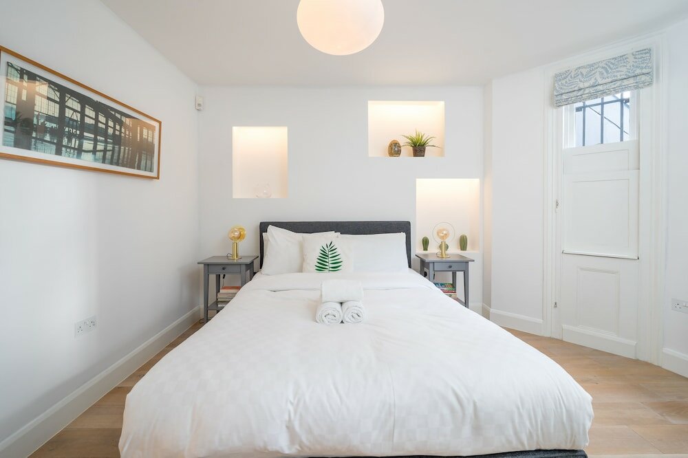Фото Altido Stylish 2-Bed Flat W Private Garden In Notting Hill