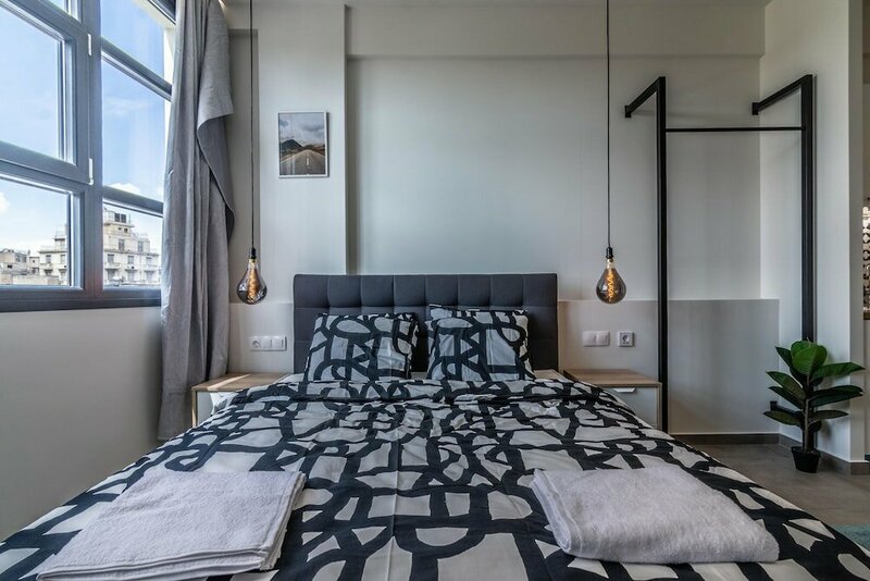 Гостиница Plenty Apartments Hermes в Афинах