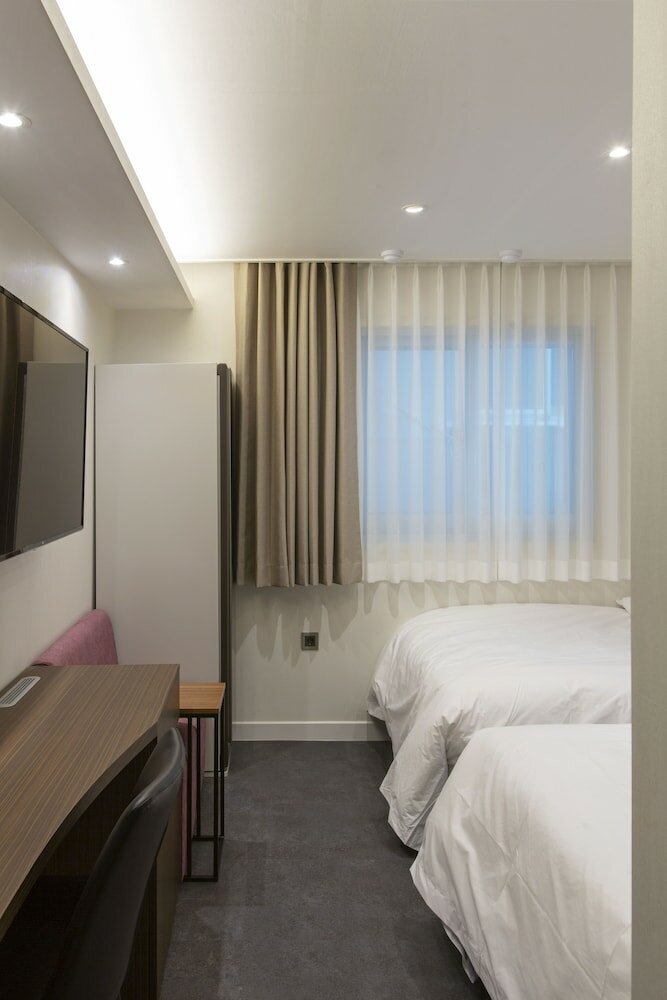 Фото Busan Lounge 26 Hotel