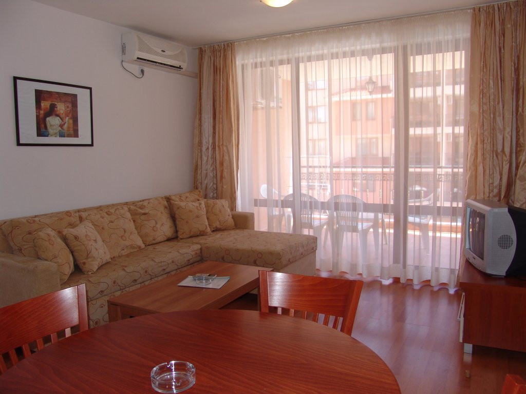 Фото Efir 2 Aparthotel