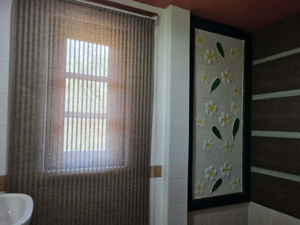 Фото Sawasdee Sichang Resort