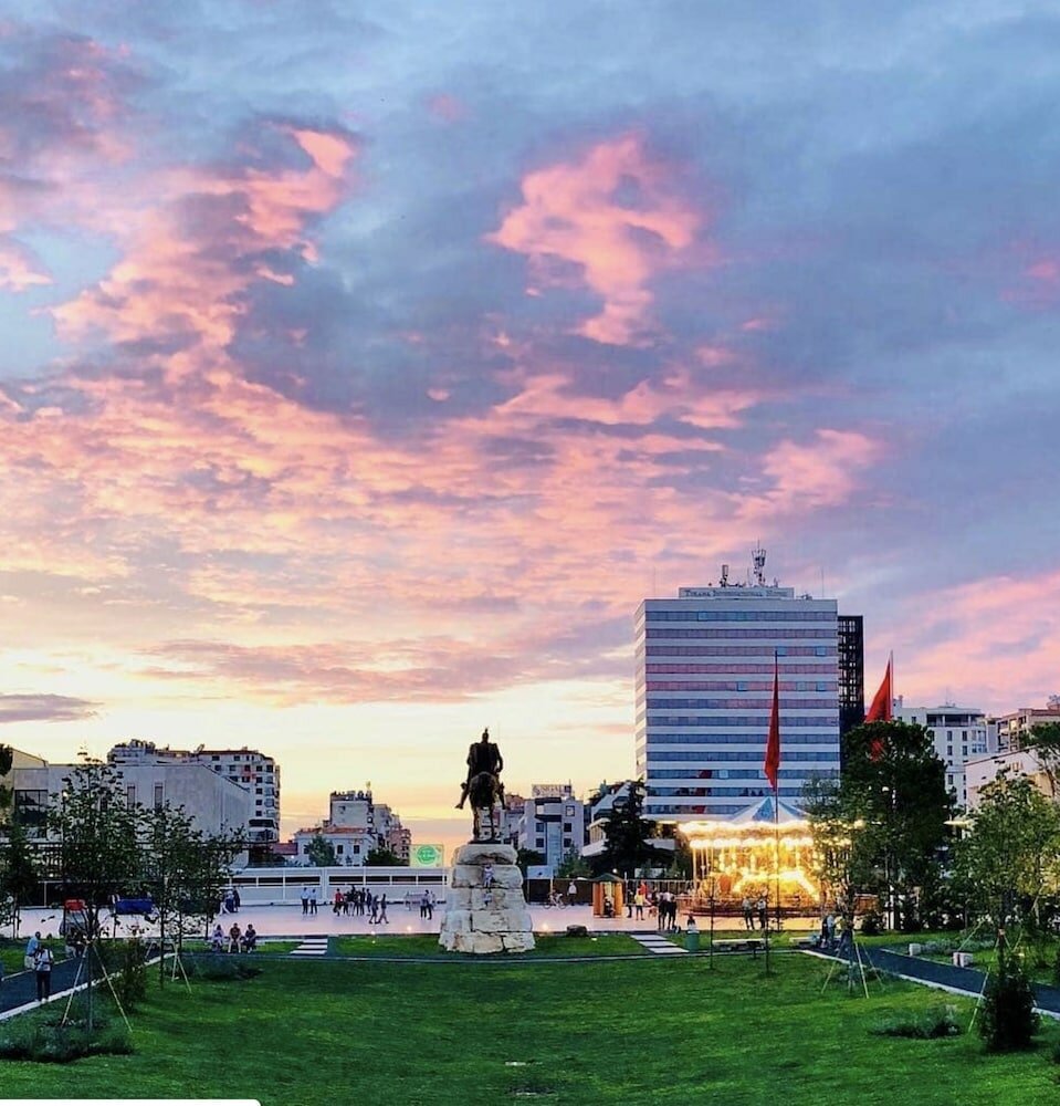 Фото Tirana International Hotel