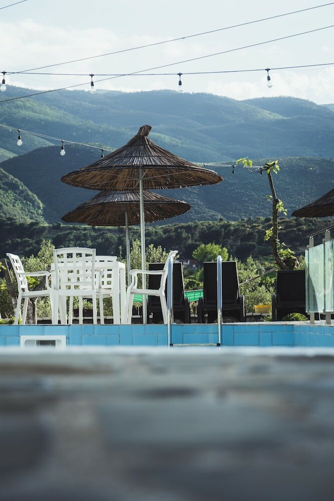 Фото Lord Byron Guesthouse