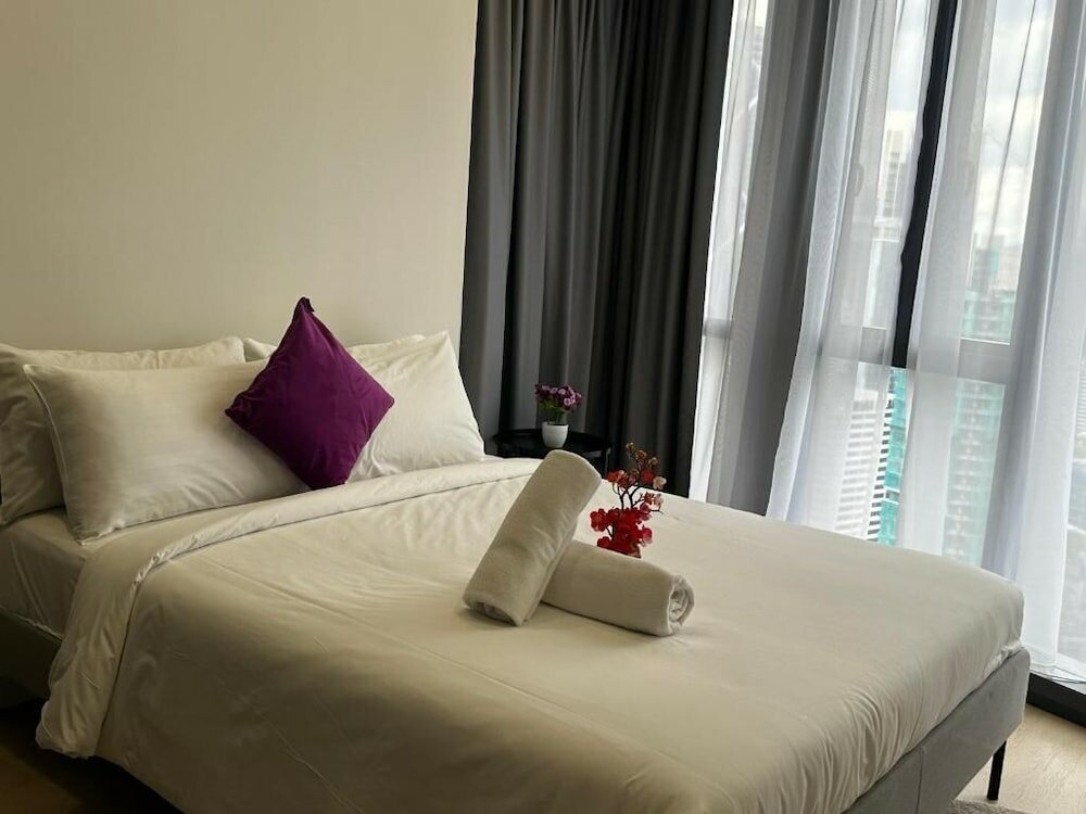 Фото Star Residence by Axquisite Suites