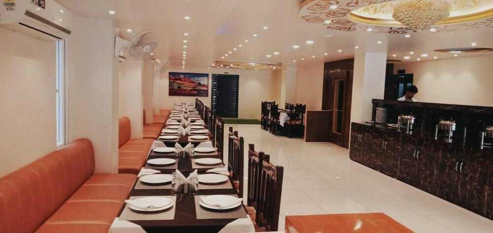 Фото Hotel Royal Amer City