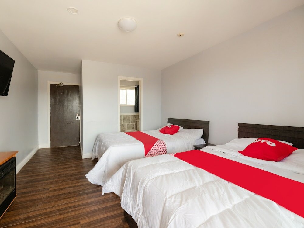 Фото Hotel Beaverton On - Lake Simcoe