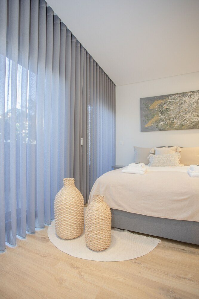 Фото Liiiving in Porto - Dragão Pool View