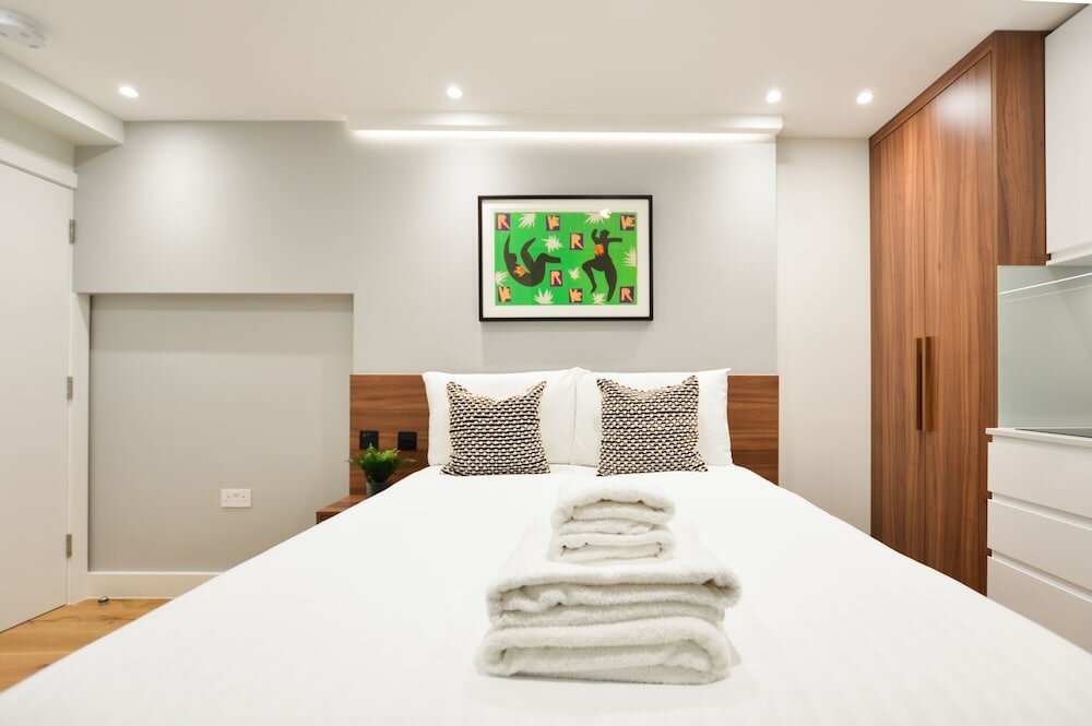 Фото Leinster Square Serviced Apartments