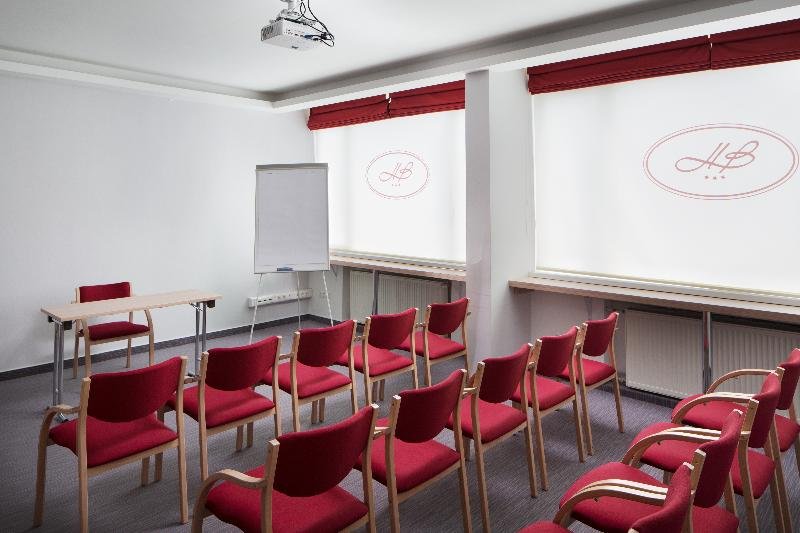 Фото Hotel Benczur