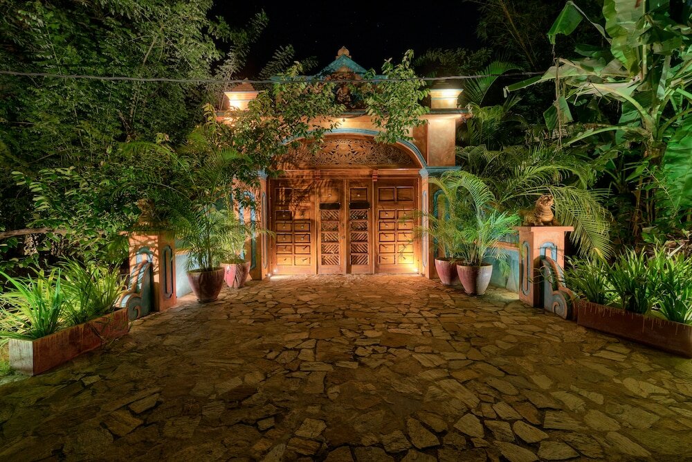 Фото DCanal House