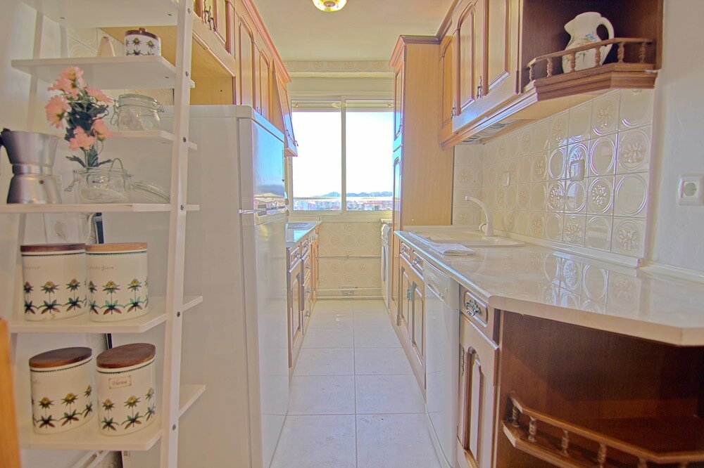 Фото Castillo Apartment