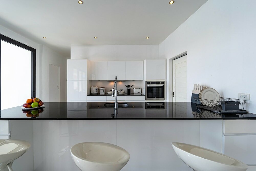 Фото Modern Large 2 Bedroom Pool Villa - Pv2