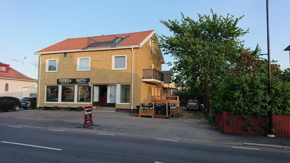 Фото отеля 1