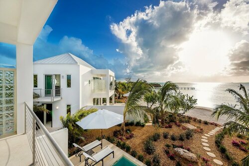 Гостиница SulMare at Sapodilla Bay Luxury villas на Тёрксе и Кайкосе