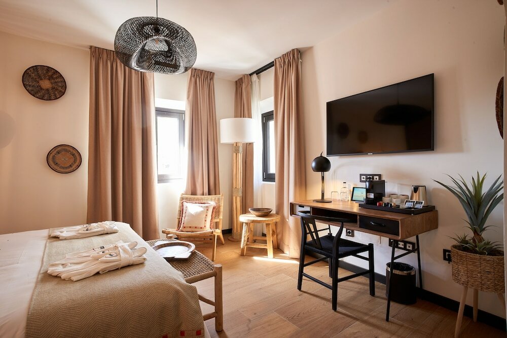 Фото Hotel Santo Cristo La Ciudadela Marbella