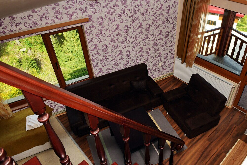 Фото Forest Nook Aparthotel