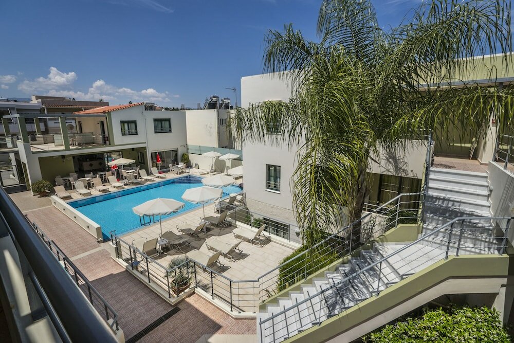 Фото Athina Beach Hotel