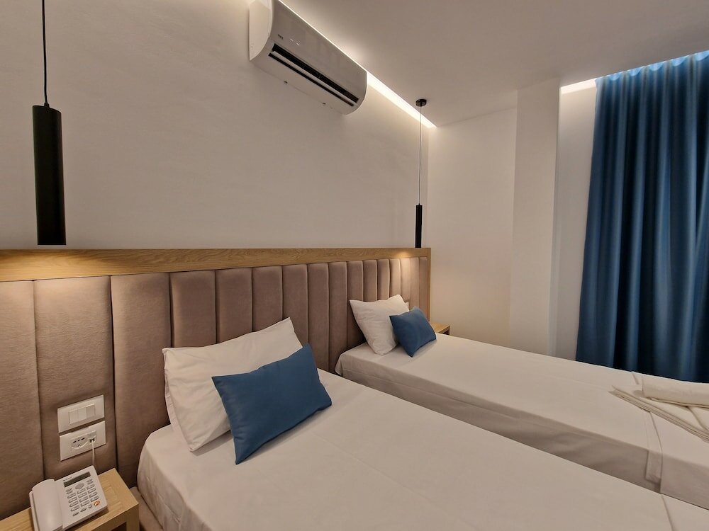 Фото Monel Hotel