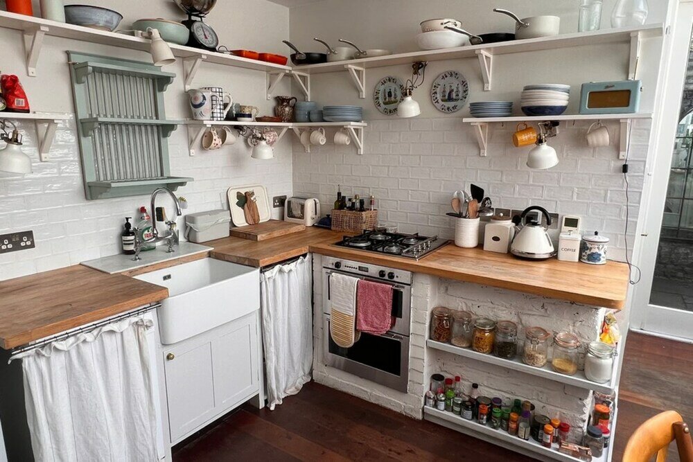 Фото Picturesque 2bd House - Heart of Stepney Green!