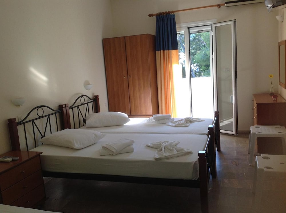 Фото Voula Ilias Studios