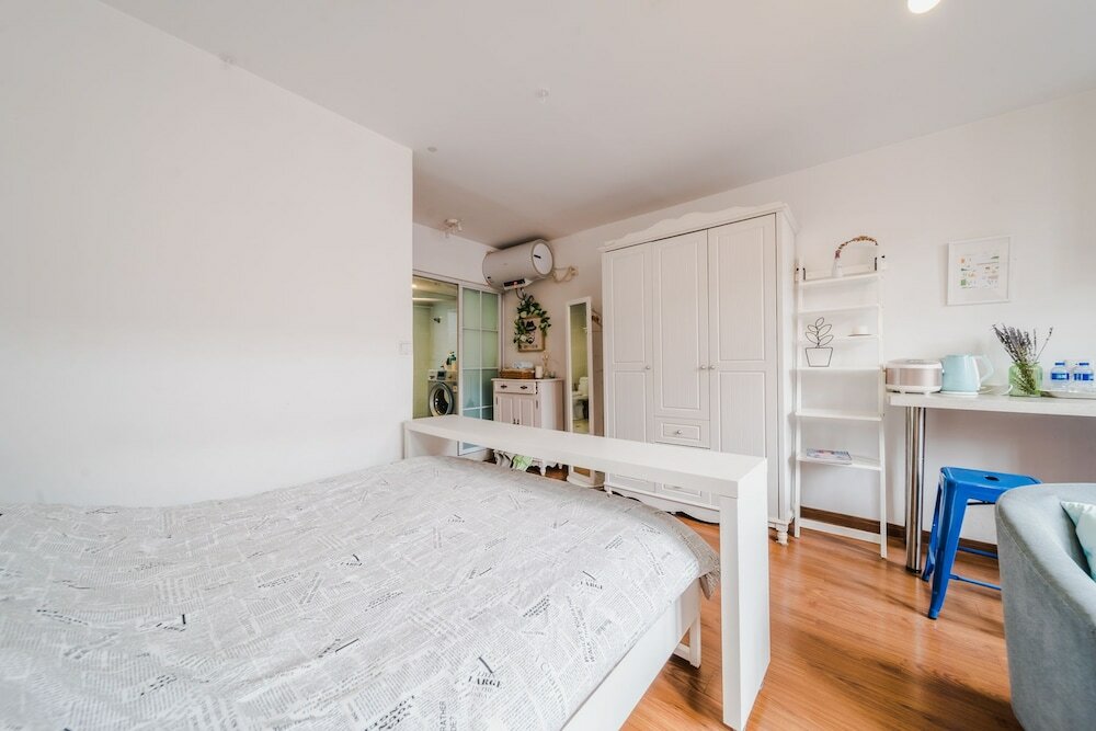 Фото Cozy Apartment Best Location 302