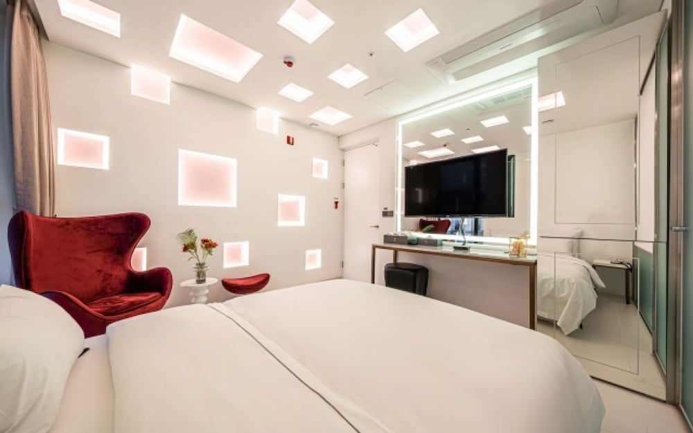 Фото Bulgwang Forestar Hotel